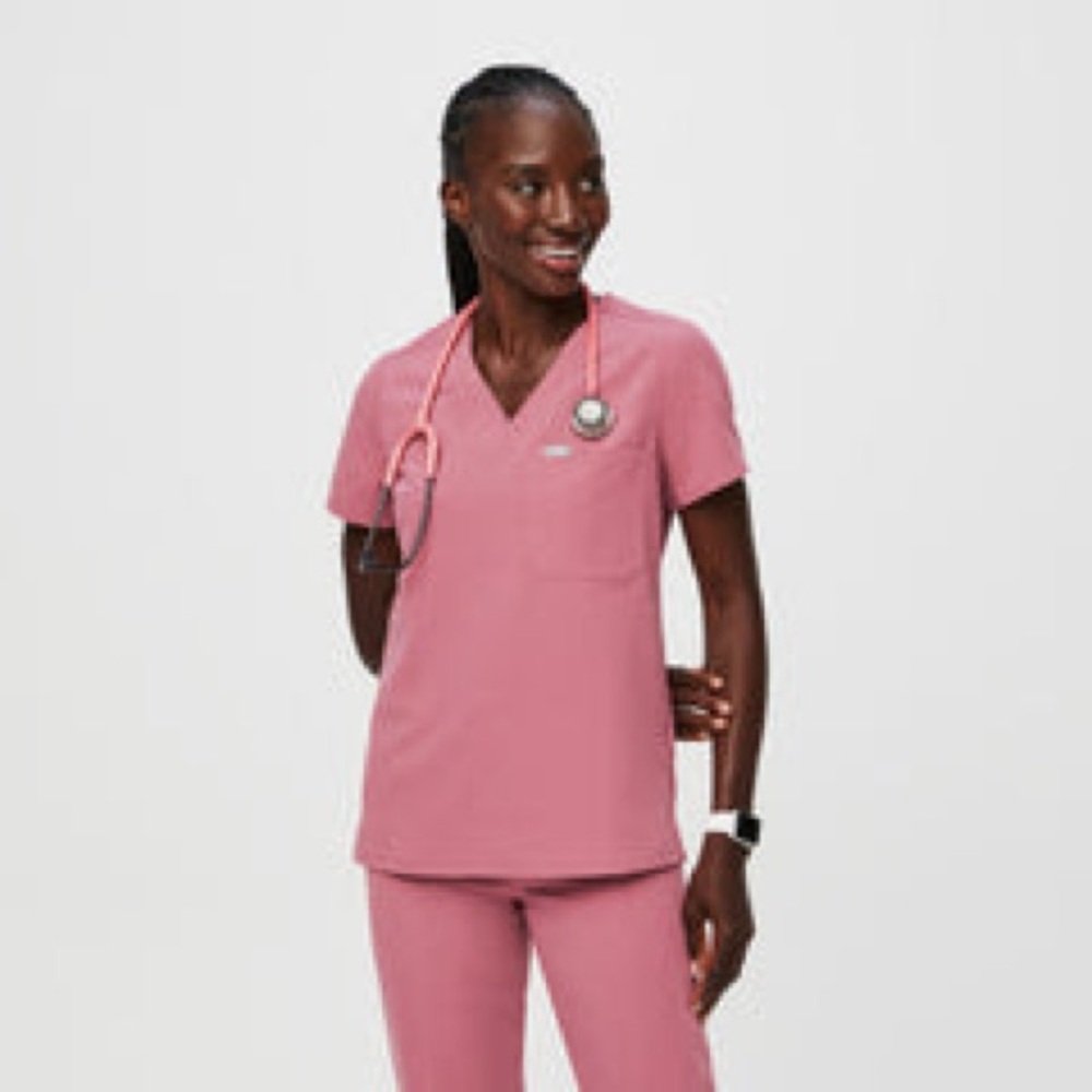 Figs Women's Quartz BCA Scrub Top